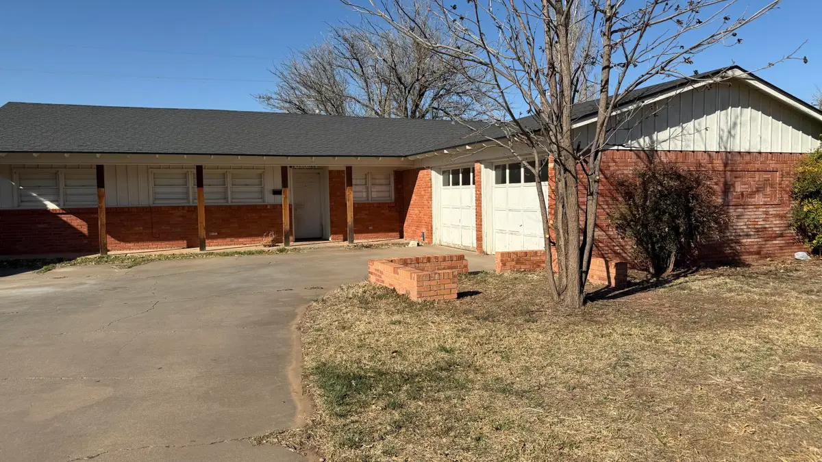 2010 52nd Street, Lubbock, TX 79412 - #1