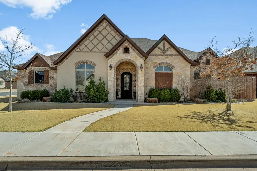 621 N 11th Street, Wolfforth, TX 79382 - #2