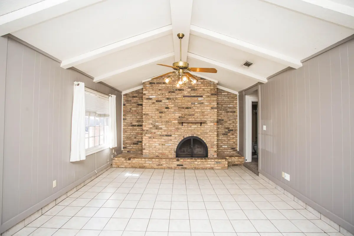 3408 70th Drive, Lubbock, TX 79413 - #1