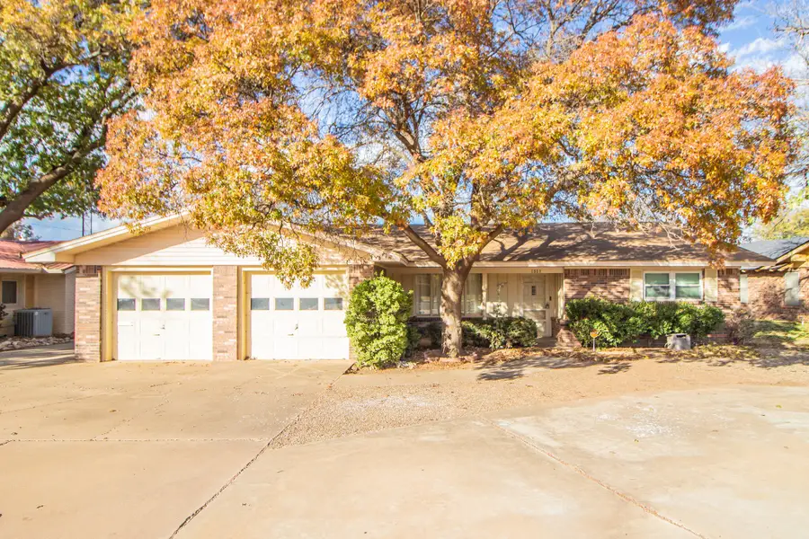 1803 E Buckley Street, Brownfield, TX 79316 - #2