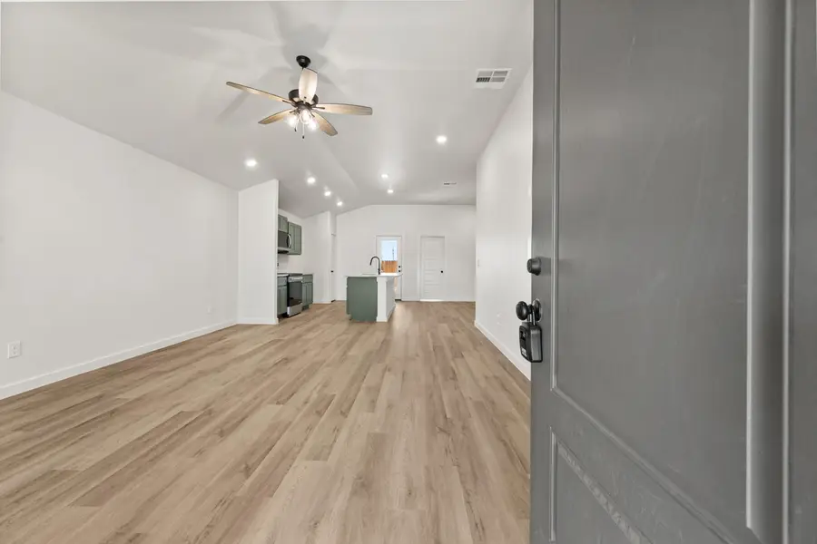 1302 Saratoga Avenue, Lubbock, TX 79416 - #3