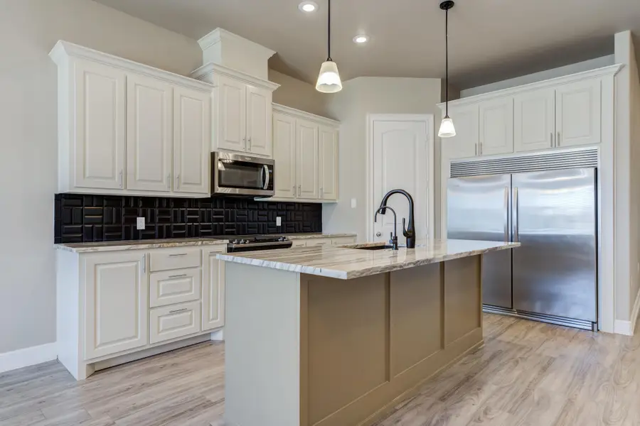 1114 N Granby Avenue, Lubbock, TX 79416 - #3