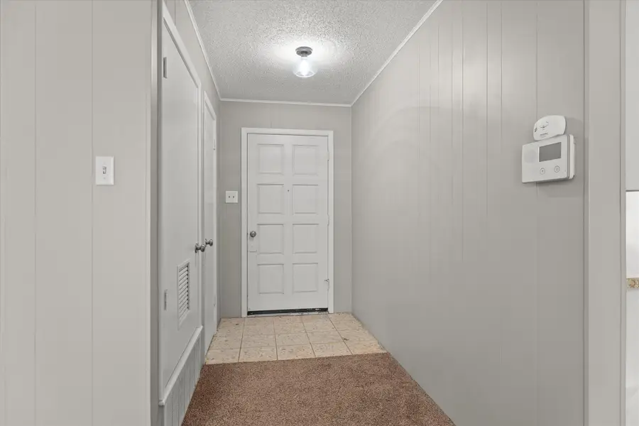 403 Poplar Street, Levelland, TX 79336 - #3