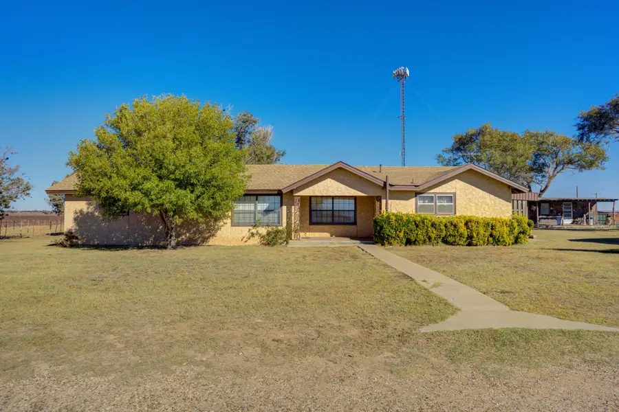 1651 Bear Road, Levelland, TX 79336 - #2