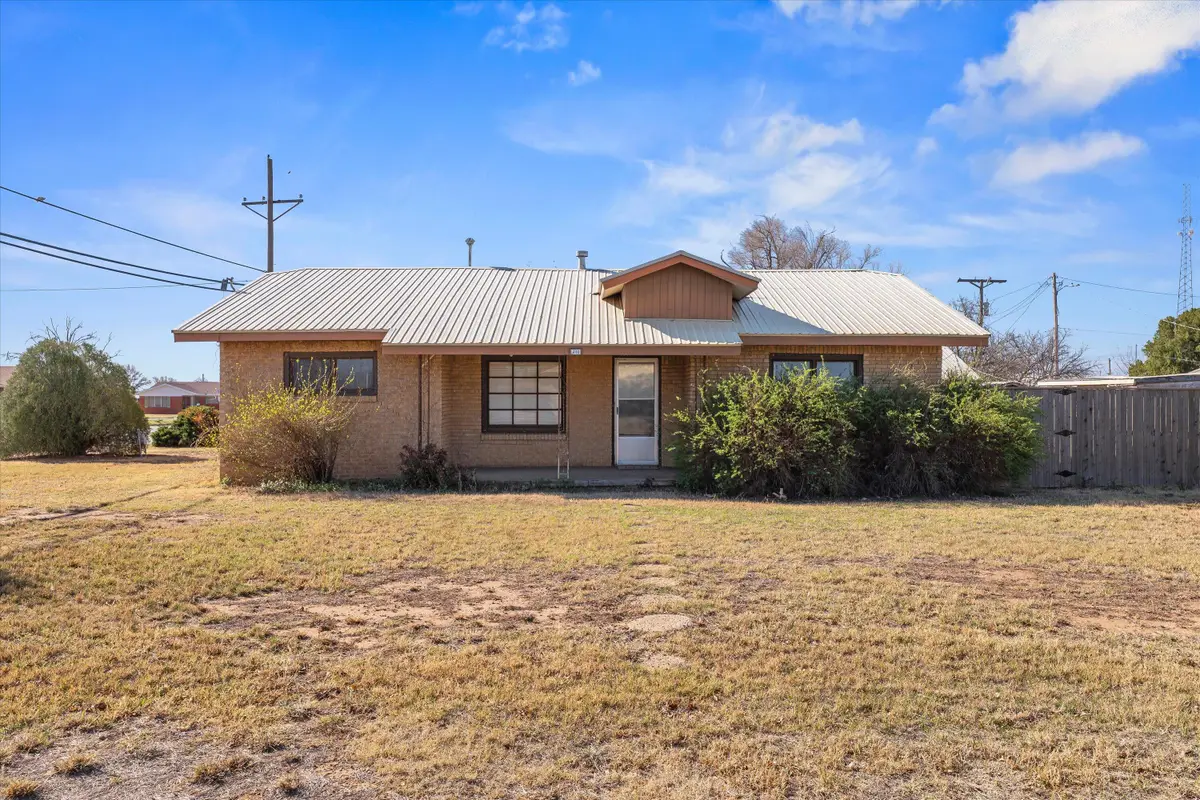 1108 8th Street, Shallowater, TX 79363 - #1