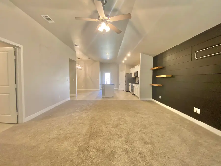 10403 Xenia Avenue, Lubbock, TX 79424 - #2