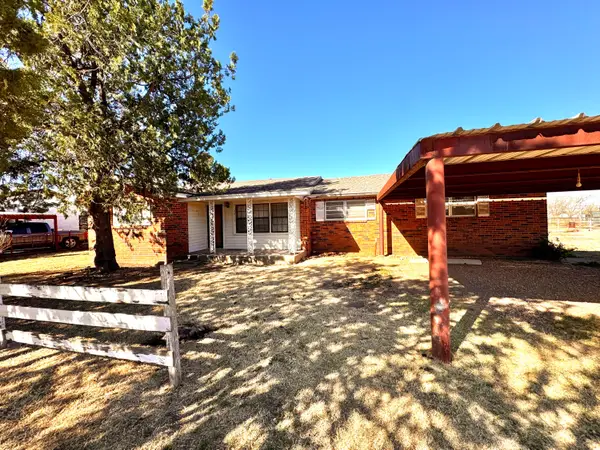 2911 Faulkner Street, Plainview, TX 79072