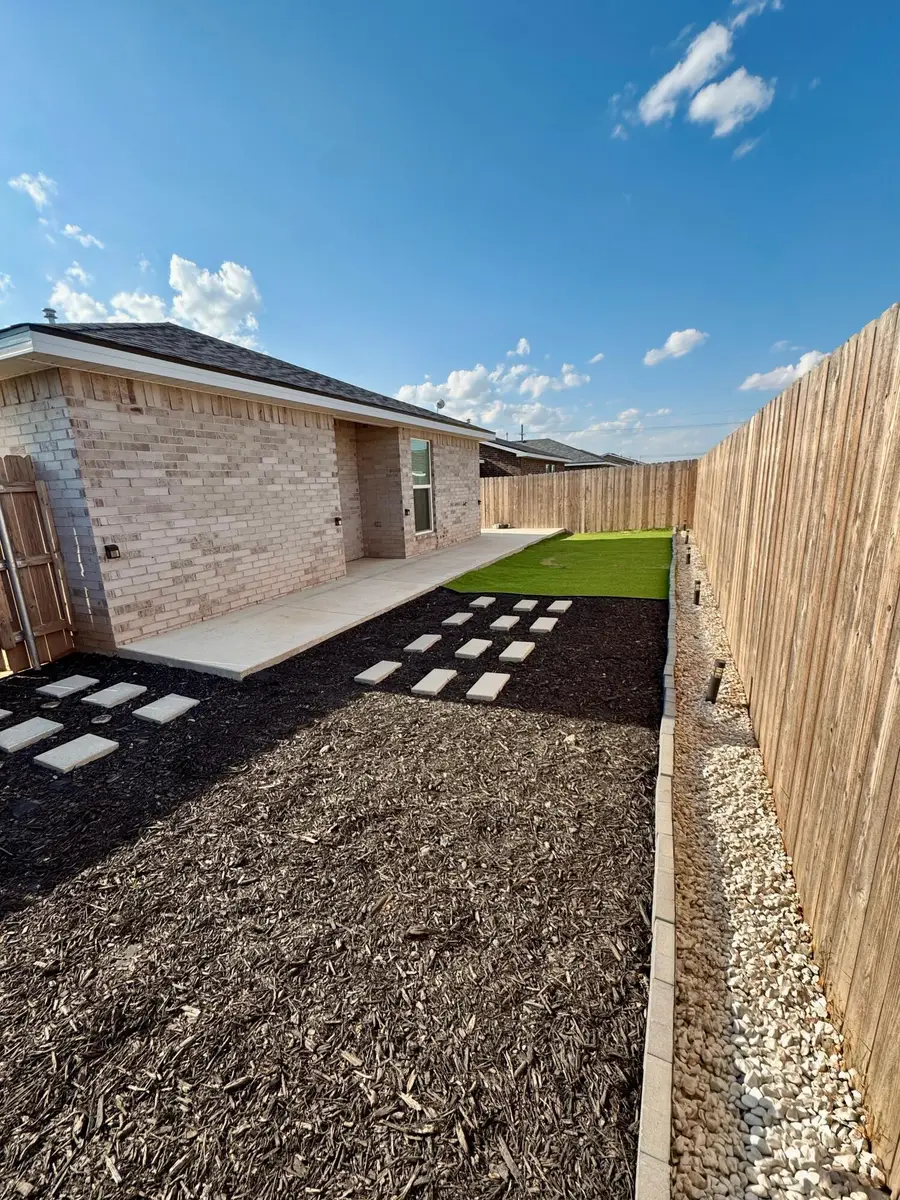 2012 Plains Avenue, Wolfforth, TX 79382 - #3