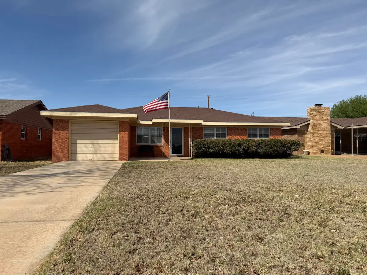 209 E 4th Street, Denver City, TX 79323 - #1