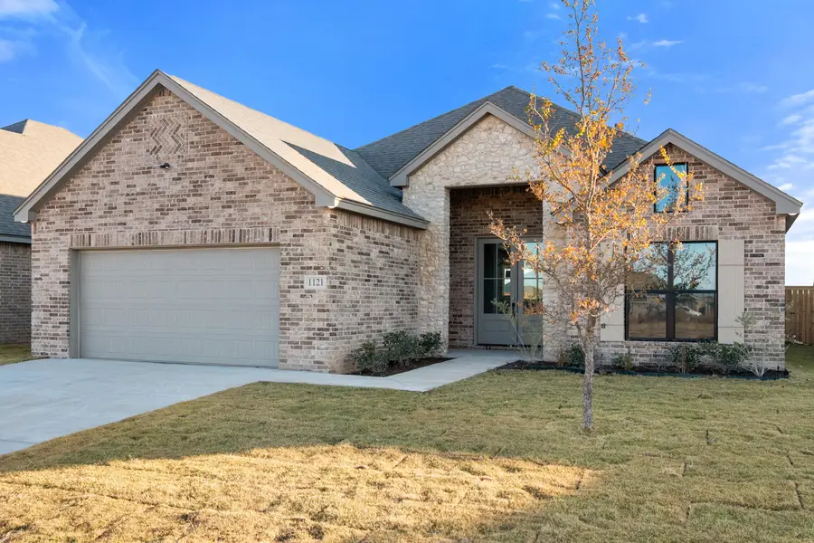 1121 N 6th Street, Wolfforth, TX 79382 - #2