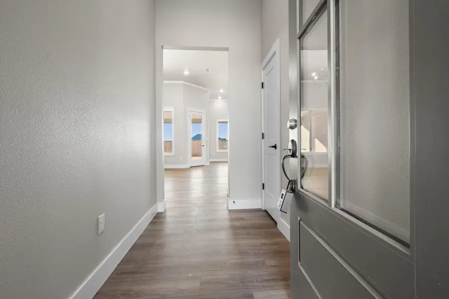 1123 N 6th Street, Wolfforth, TX 79382 - #3