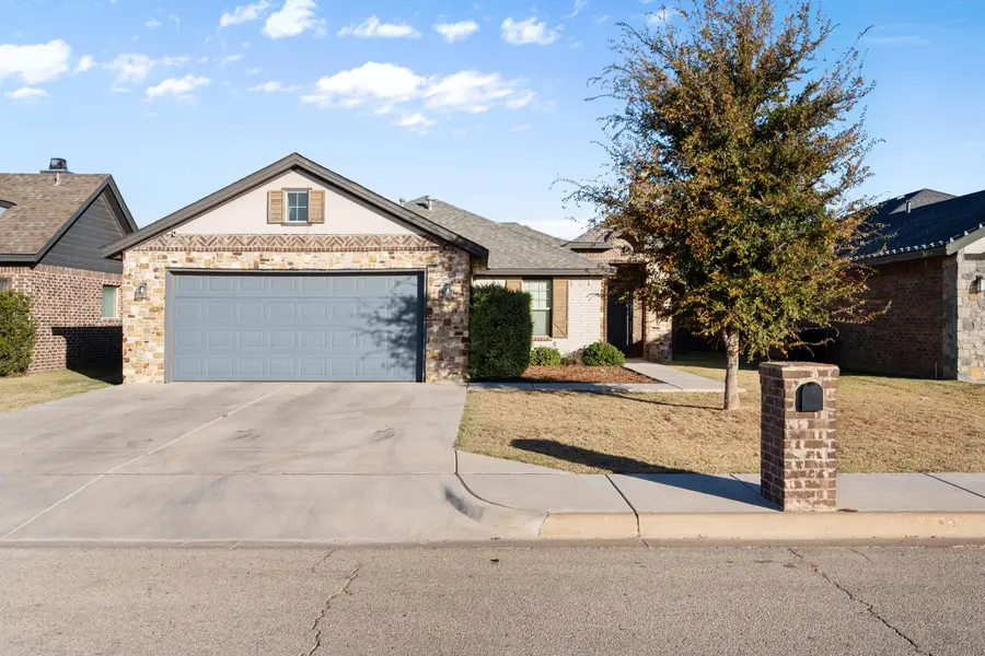 7909 Avenue O, Lubbock, TX 79423 - #2