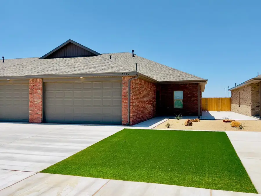 5842 - 5848 Virginia Avenue, Lubbock, TX 79407 - #2
