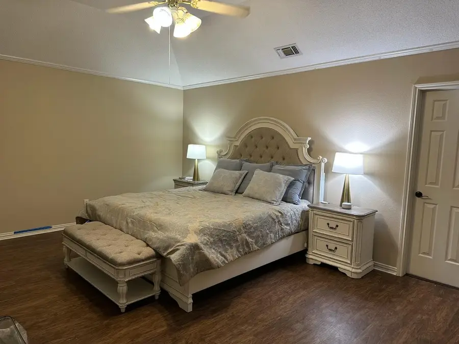 9805 Utica Avenue, Lubbock, TX 79424 - #3