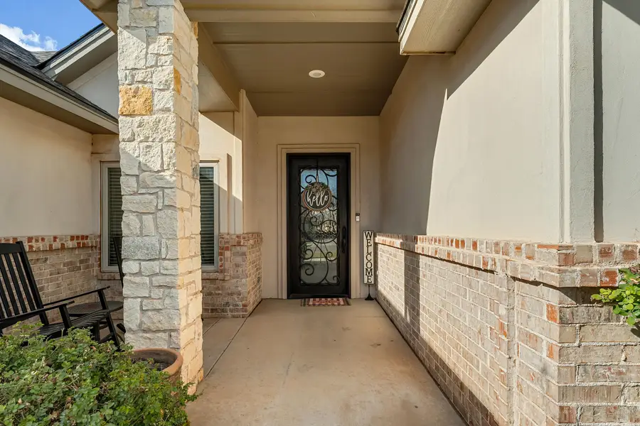 1113 16th Street, Shallowater, TX 79363 - #2