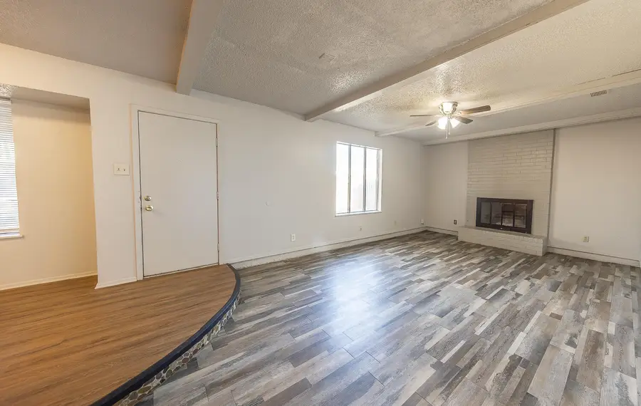 7404 Fir Avenue, Lubbock, TX 79404 - #2