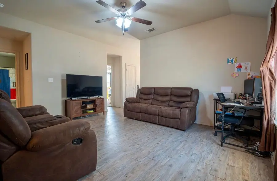 6417 24th Street, Lubbock, TX 79407 - #2