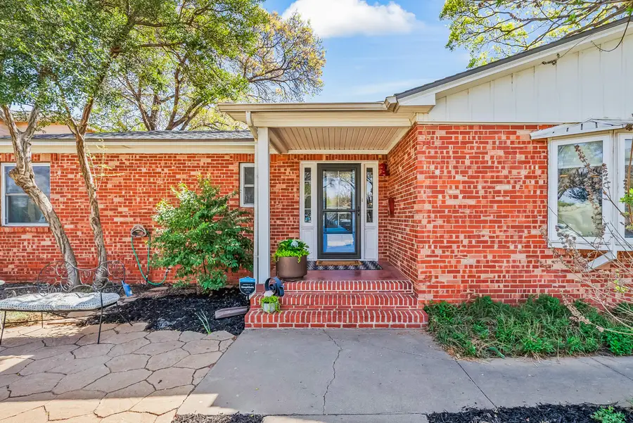 3303 24th Street, Lubbock, TX 79410 - #3