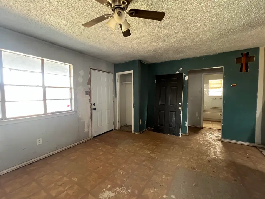 1309 32nd Street, Lubbock, TX 79411 - #3