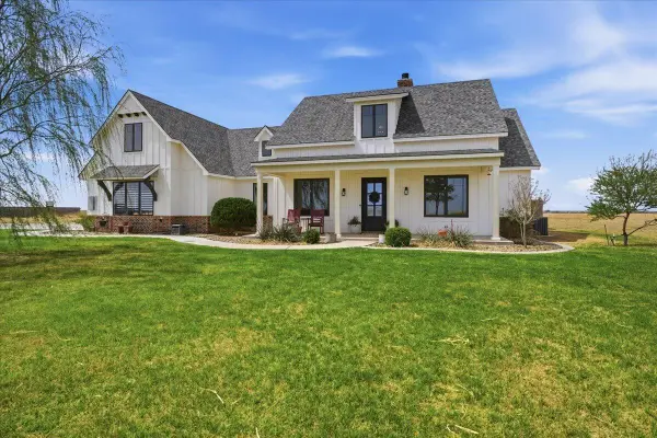 12721 N F M 179, Shallowater, TX 79363