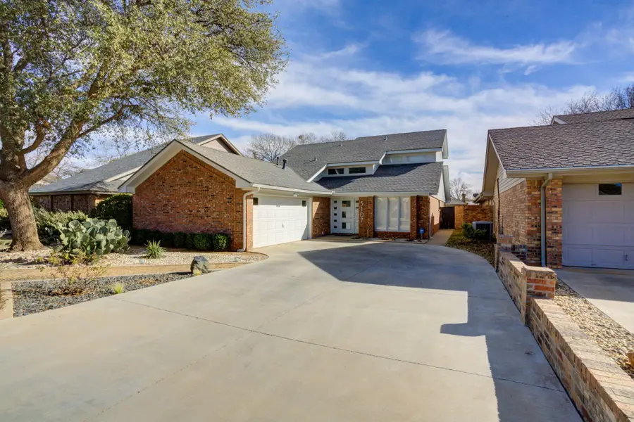 5107 1st Place, Lubbock, TX 79416 - #2