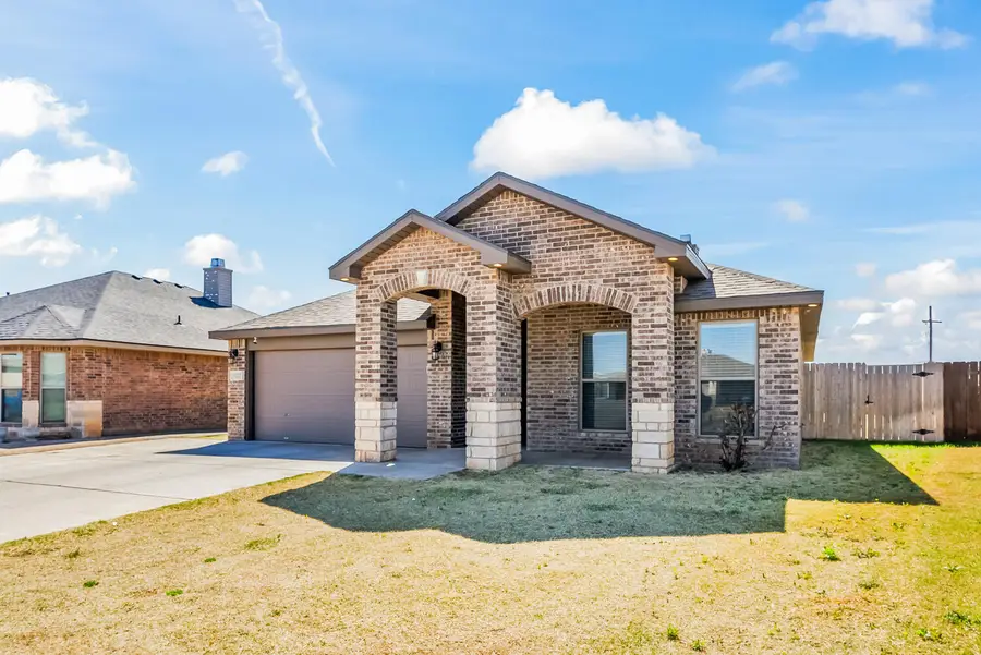 7027 37th Street, Lubbock, TX 79407 - #2