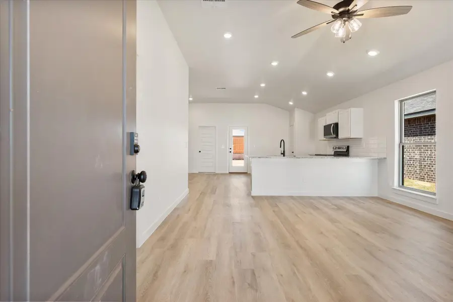 2407 Bryan Avenue, Wolfforth, TX 79382 - #3