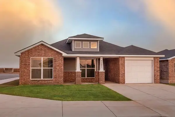 518 E 24th Street, Wolfforth, TX 79382