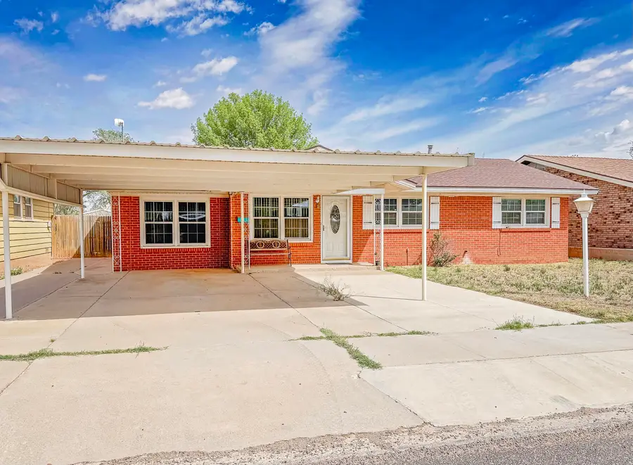 413 E Dogwood Street, Denver City, TX 79323 - #2