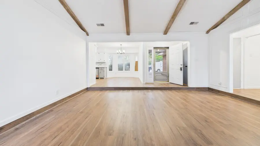 6902 Homestead Avenue, Lubbock, TX 79424 - #3