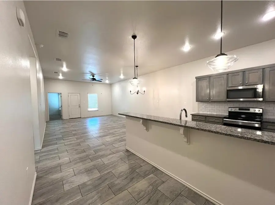 5534 Kemper Street, Lubbock, TX 79416 - #2