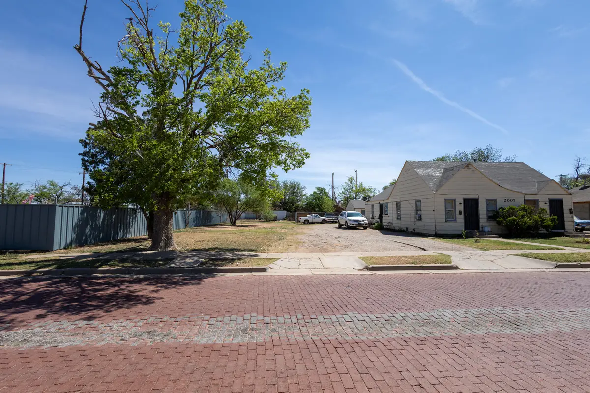2005 Avenue M, Lubbock, TX 79411 - #1