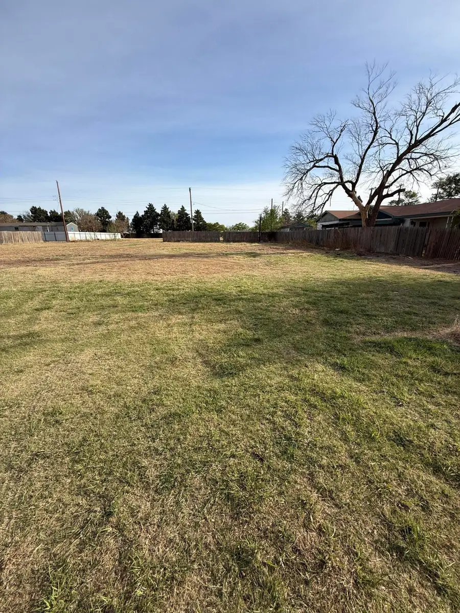 308 E Quinn Street, Lubbock, TX 79403 - #2