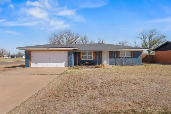 109 Mike Street, Levelland, TX 79336
