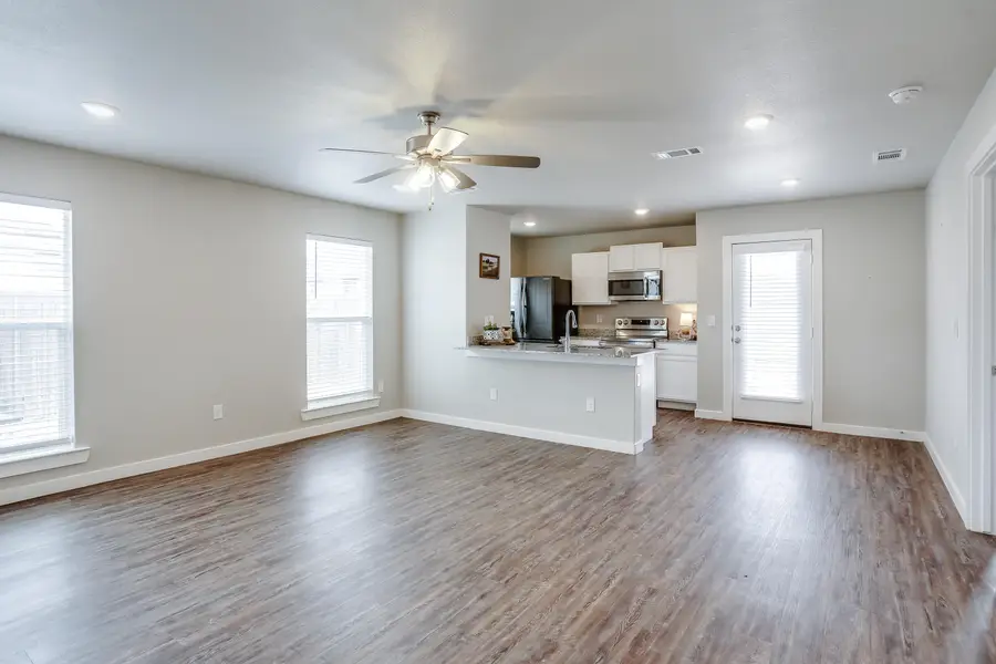 412 E 30th Street, Wolfforth, TX 79382 - #3