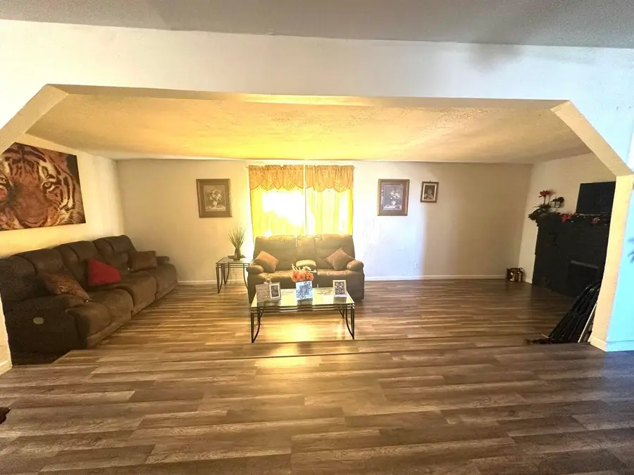 1305 Smythe Street, Plainview, TX 79072 - #3