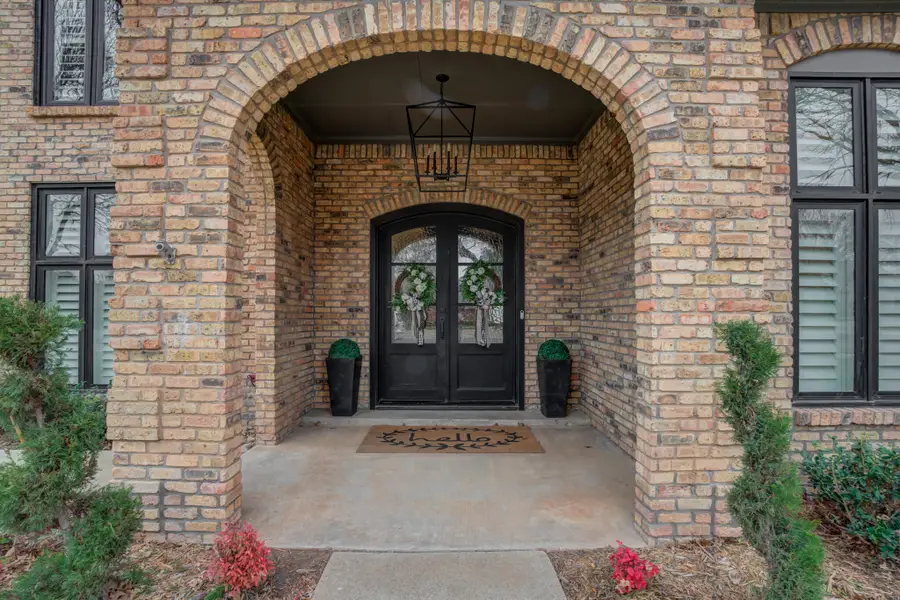 9607 Vicksburg Avenue, Lubbock, TX 79424 - #3