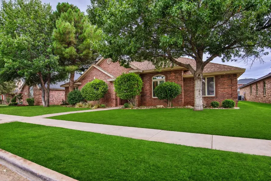 10604 Troy Avenue, Lubbock, TX 79424 - #2