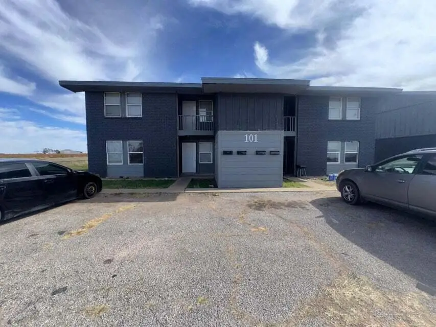 101 Pecos Place, Plainview, TX 79072 - #1