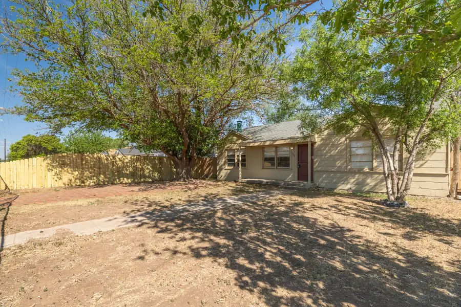 1304 42nd Street, Lubbock, TX 79412 - #2
