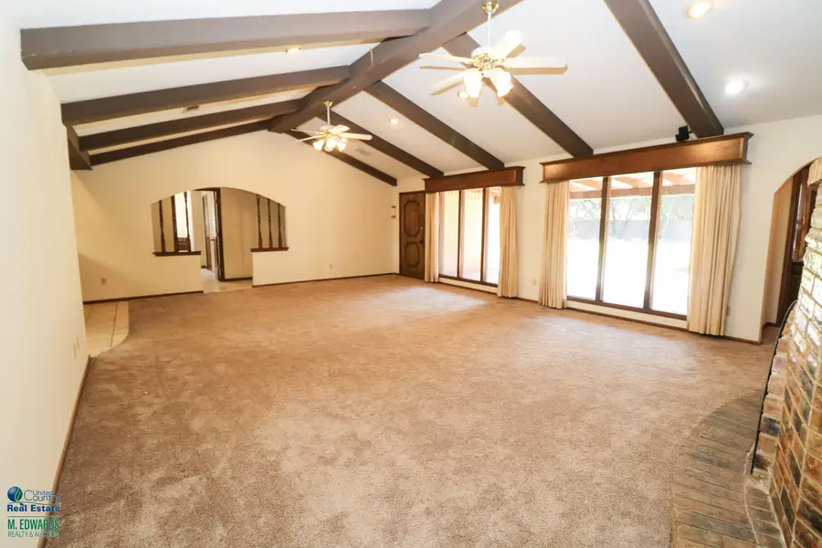 214 E 26th Street, Littlefield, TX 79339 - #2