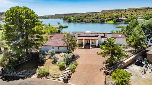5 W Lakeshore Drive, Ransom Canyon, TX 79366