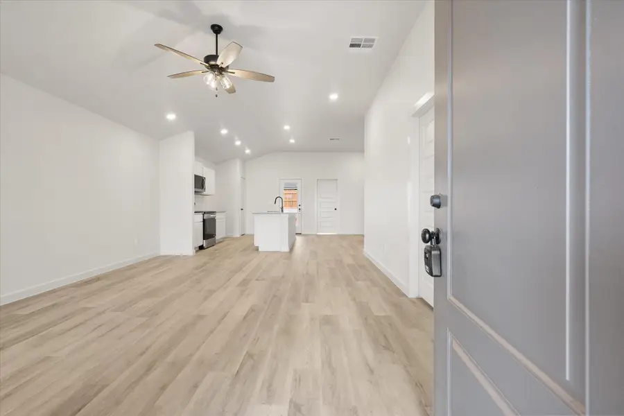 2409 Bryan Avenue, Wolfforth, TX 79382 - #3