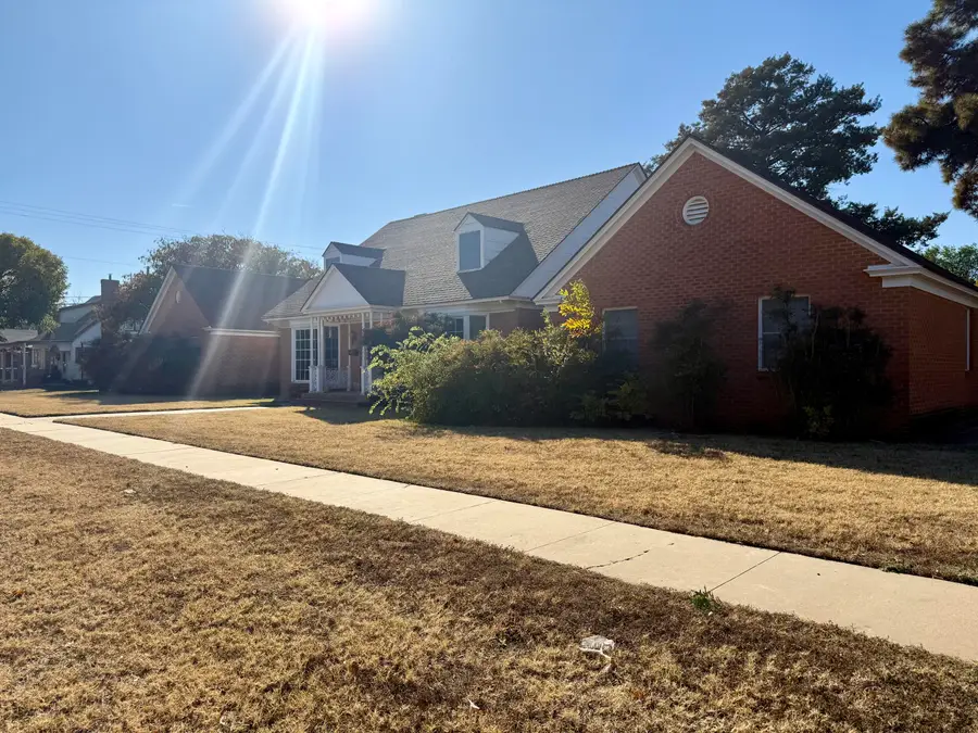 321 10th, Memphis, TX 79245 - #3