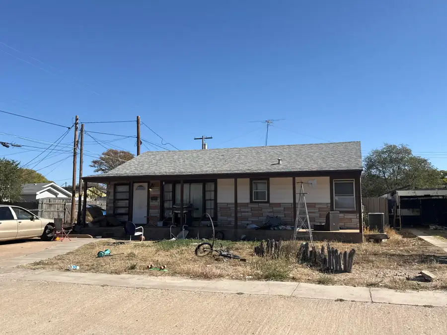 207 Cypress Street, Levelland, TX 79336 - #3