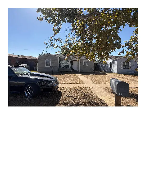 110 10th Street, Levelland, TX 79336 - #1