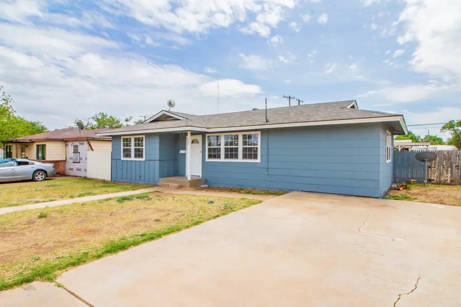 527 51st Street, Lubbock, TX 79404 - #2