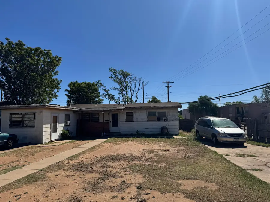 6127 Avenue Q, Lubbock, TX 79412 - #2