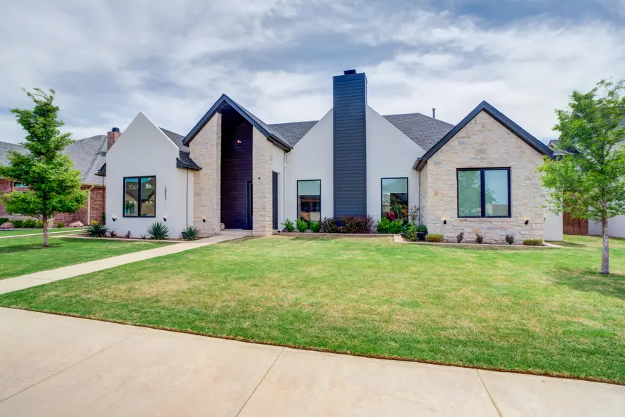 5853 111th Street, Lubbock, TX 79424 - #2