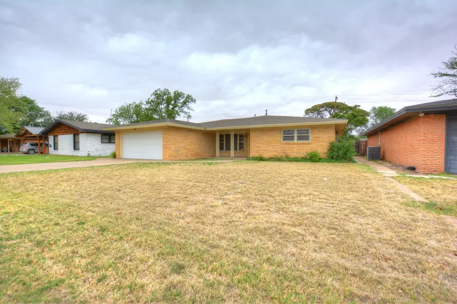 5224 9th Street, Lubbock, TX 79416 - #2